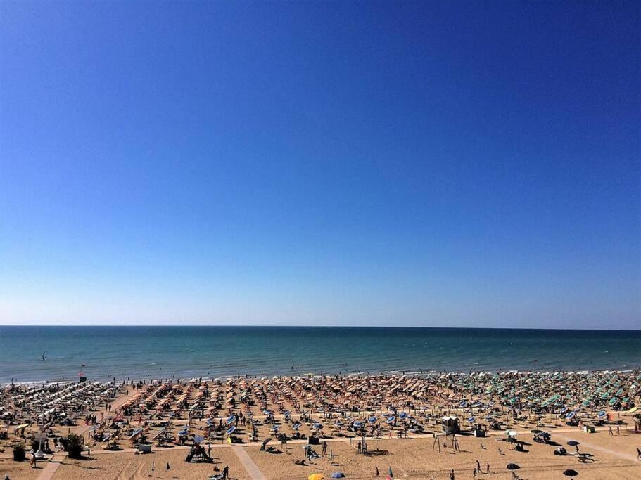 Condominio Bel Sole Bibione Eksteriør billede