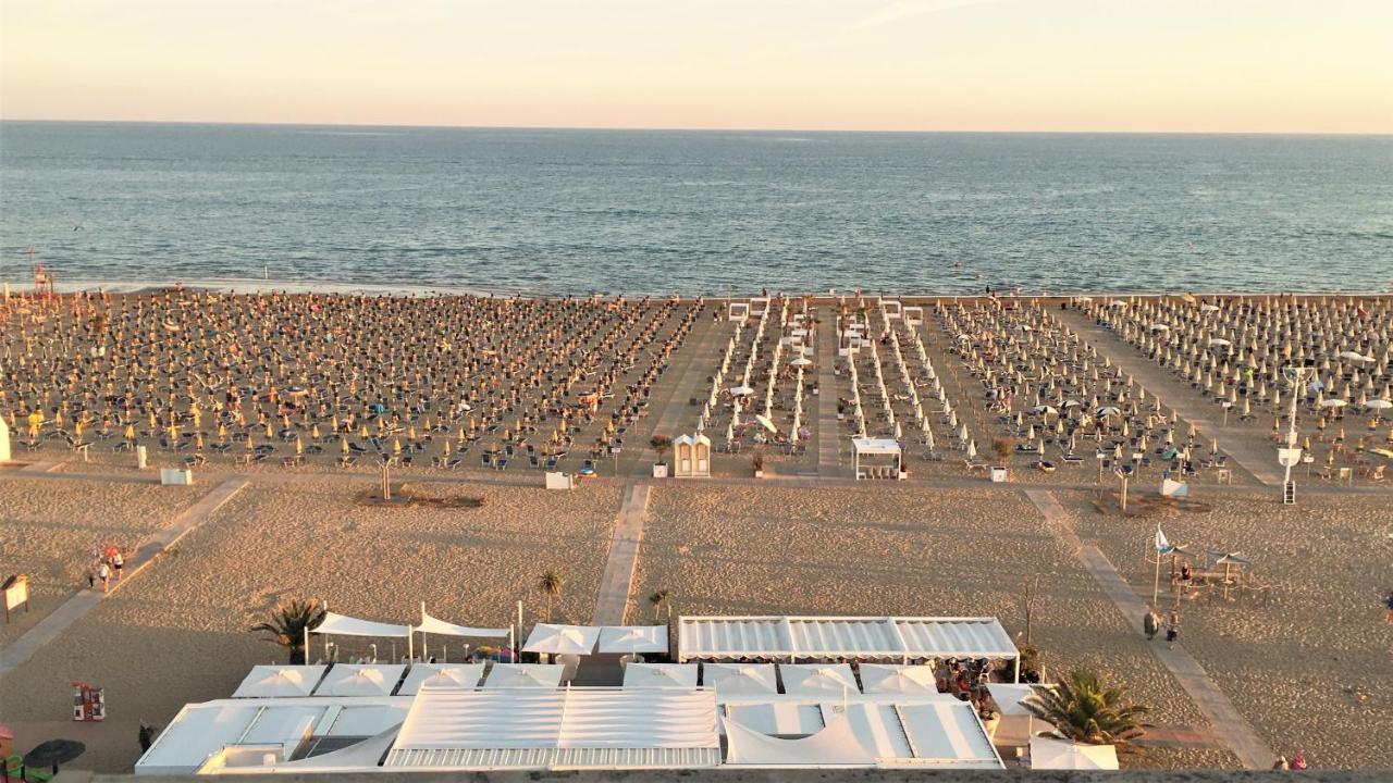 Condominio Bel Sole Bibione Eksteriør billede