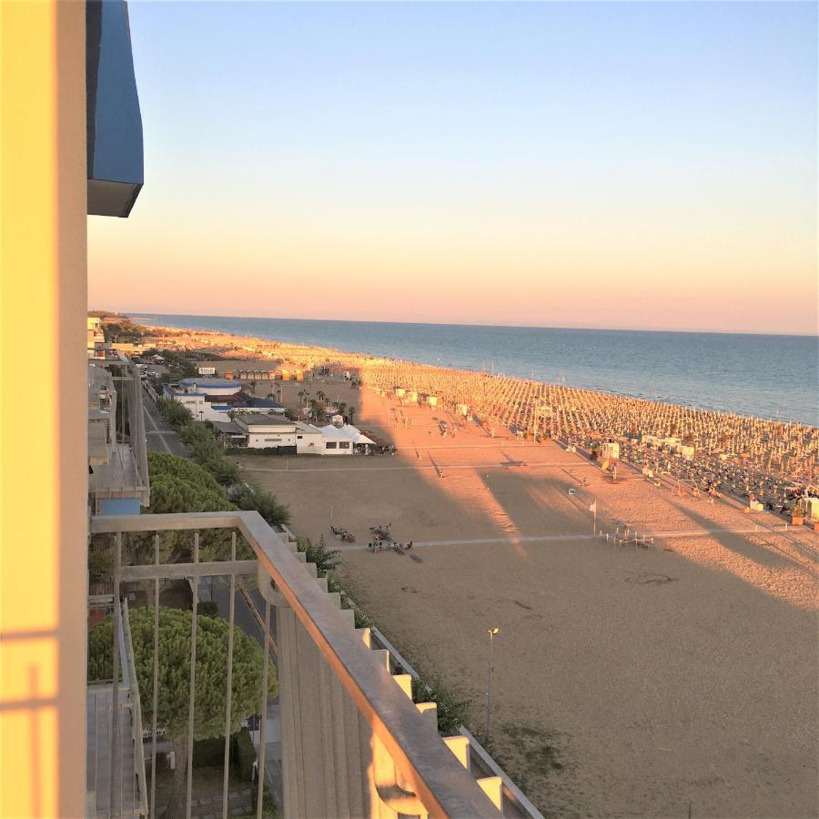 Condominio Bel Sole Bibione Eksteriør billede