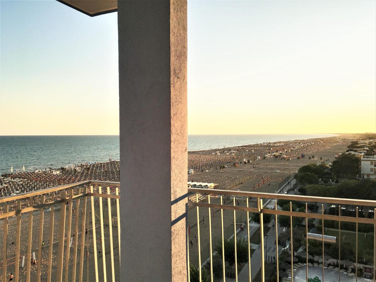 Condominio Bel Sole Bibione Eksteriør billede